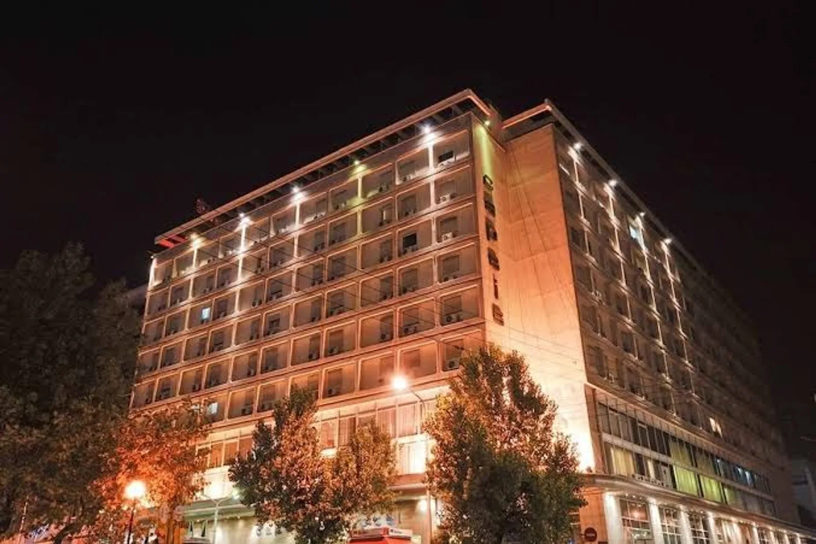 Capsis Hotel Thessaloniki building in the city centre