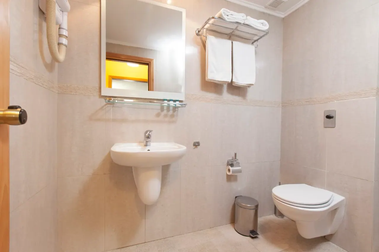 Telioni Hotel — view 2