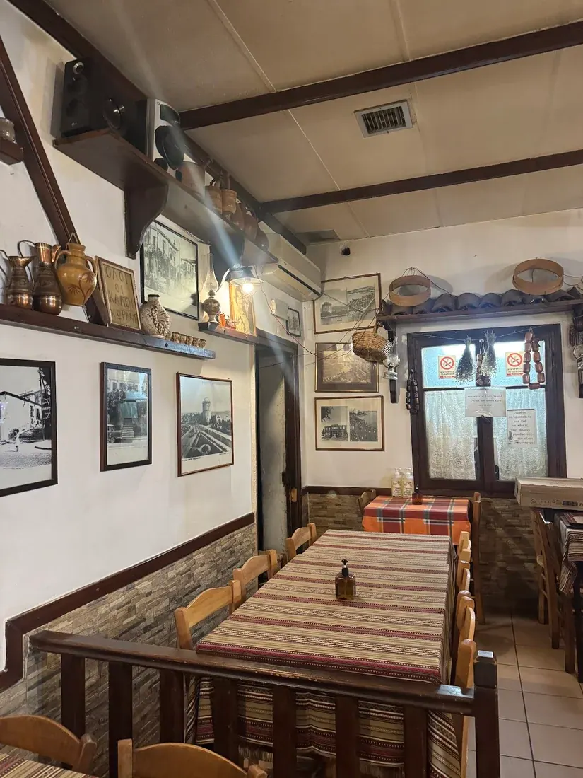 Taverna Konaki — Foto 2