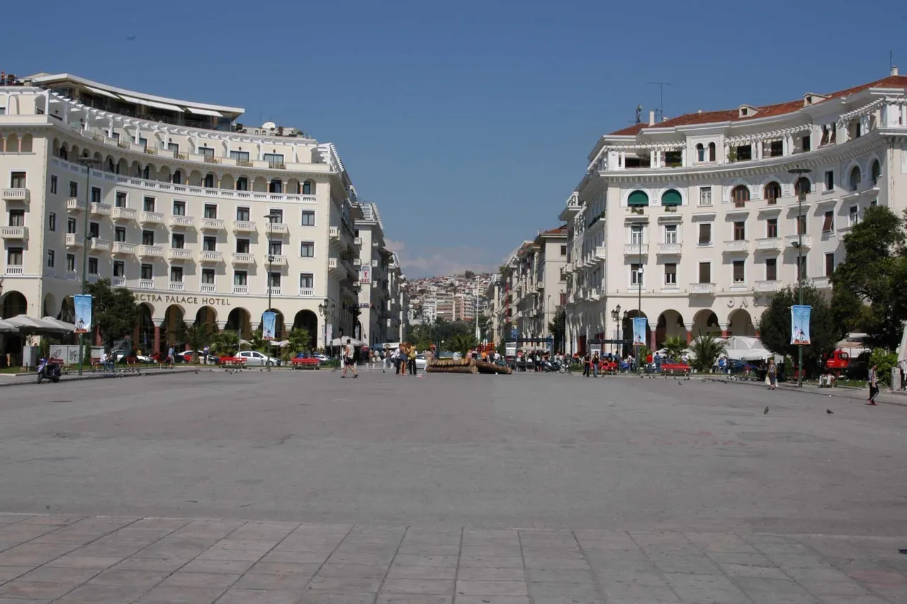 Aristotelous Square, where Thessaloniki's carnival parade ends