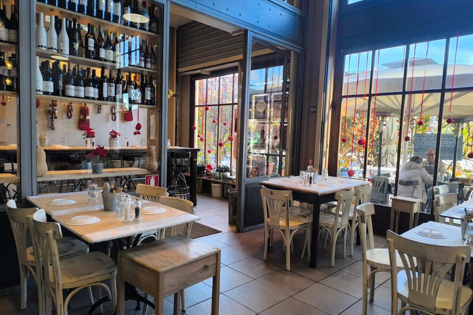 Cosy dining room at Sebriko restaurant in Thessaloniki